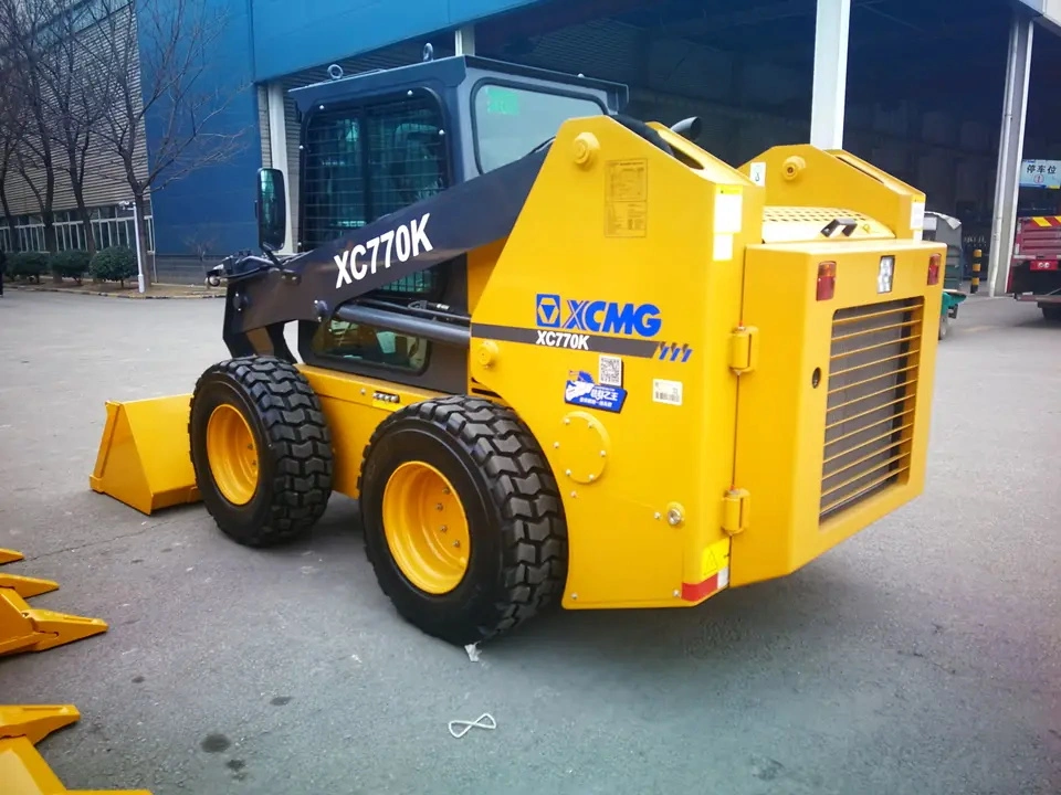 China Top Brand Skid Steel Loader Xc770K Snow Removal Skid Steer Loader Price